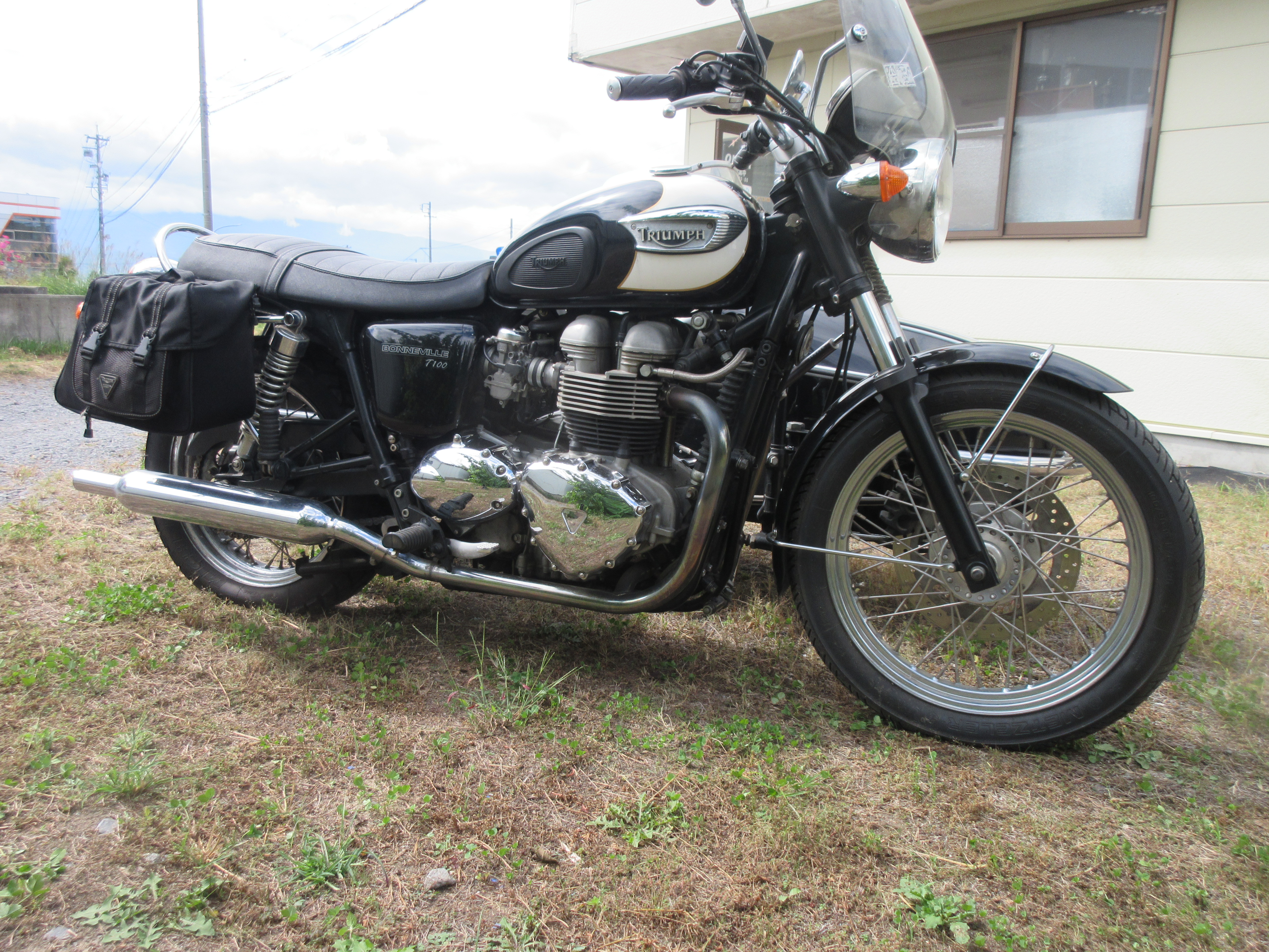 TRIUMPH BONNEVILLE＋WATSONIAN GPクラシック photo02